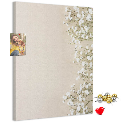 Kurk met bedrukking fijne bloemen op een neutrale achtergrond