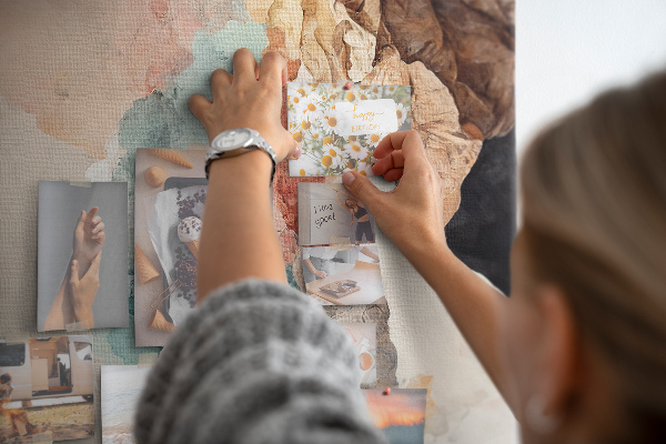 Kurk met bedrukking abstracte vormen in pastelkleuren