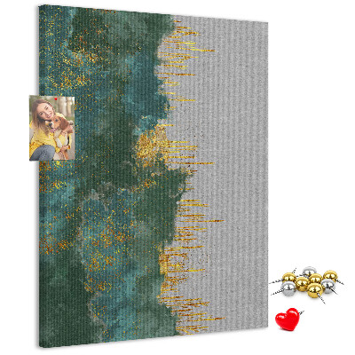 Kurken prikbord met abstract landschap in groentinten