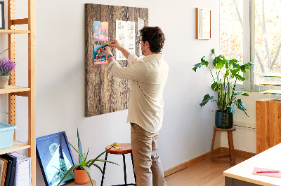 Memobord van kurk met natuurlijke houtstructuur achtergrond