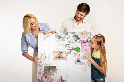 Kurken prikbord met bloemenpatroon in delicate roze tinten