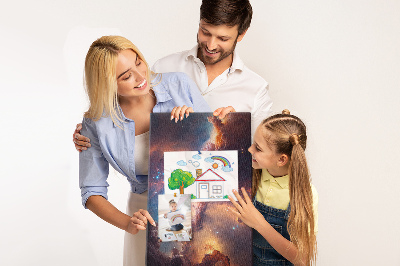 Memobord van kurk met motief van een kleurrijk sterrenstelsel