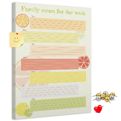 Kurken memobord met een kleurrijk weekmenu voor het gezin