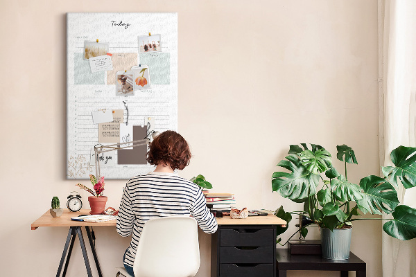 Prikbord van kurk dagplanner met kleurrijke secties