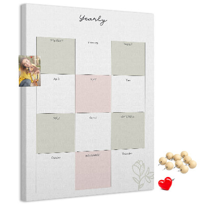 Kurken prikbord jaarplanner met een minimalistisch ontwerp