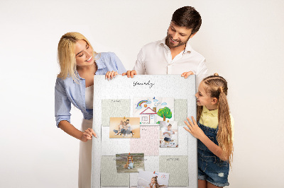 Kurken prikbord jaarplanner met een minimalistisch ontwerp