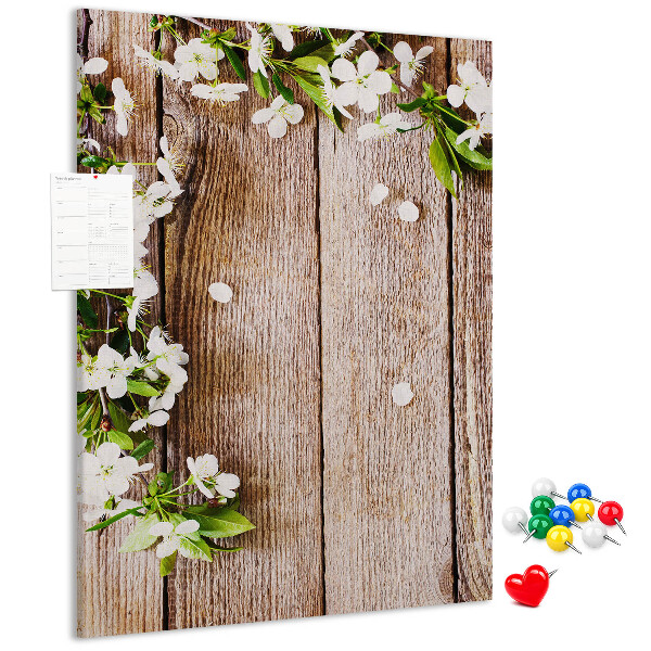 Kurk met print bloemen op een achtergrond van houten planken