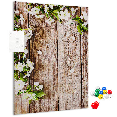 Kurk met print bloemen op een achtergrond van houten planken
