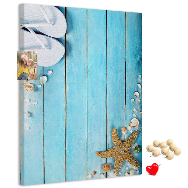 Strandslippers met eigen bedrukking op een blauw board