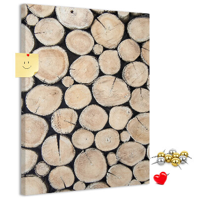 Kurken memobord met houten frame in een natuurlijke opstelling