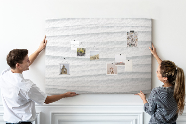 Kurkbord met modern golvend muurtextuurpatroon