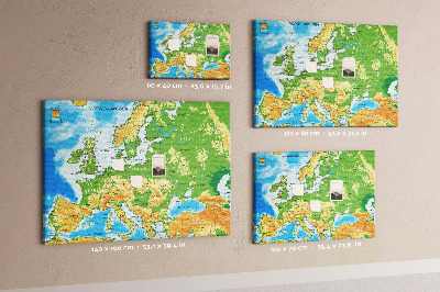 Kurk prikbord met een kaart van Europa en geografische aanduidingen
