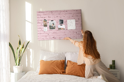 Prikbord met print van roze bakstenen muur met structuur