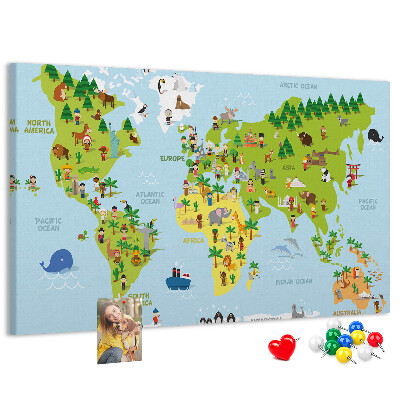 Prikbord met een kleurrijke wereldkaart en dierenfiguren