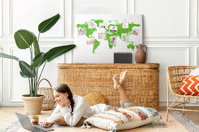 Prikbord wereldkaart in groene gazonstijl