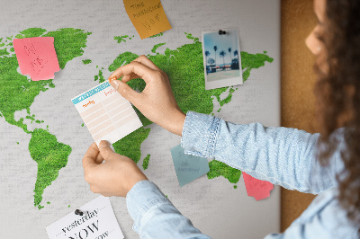 Prikbord wereldkaart in groene gazonstijl