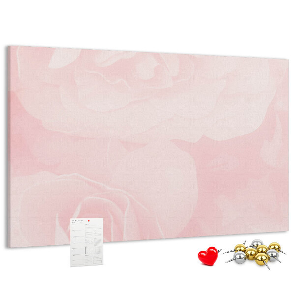 Kurkbord met een achtergrond van fijne roze rozen
