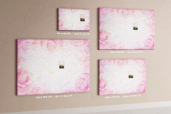 Kurk prikbord met een achtergrond van fijne roze rozen
