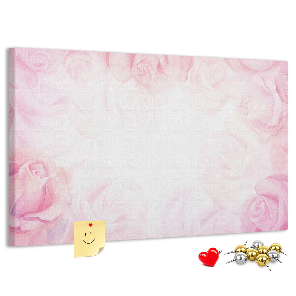 Kurk prikbord met een achtergrond van fijne roze rozen