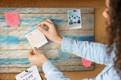 Kurkbord met rustieke planken in blauwe tinten