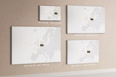 Prikbord met kaart van Europa voor het aangeven van locaties