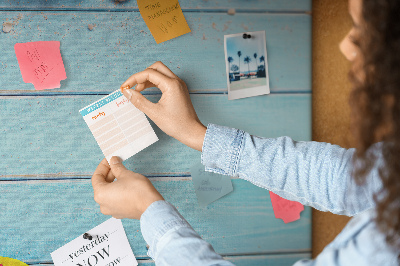 Prikbord zomerherinneringen aan het strand met schelpen