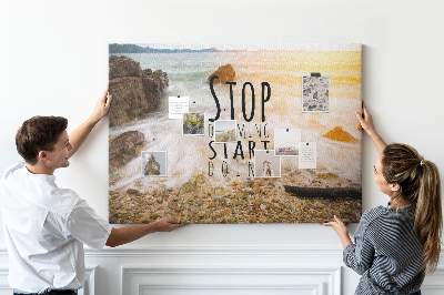 Kurk prikbord met een motief dat inspireert tot activiteiten aan zee