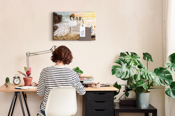 Kurk prikbord met een motief dat inspireert tot activiteiten aan zee