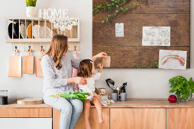 Prikbord natuurlijk hout met groene takken
