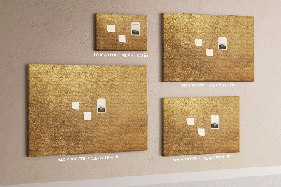 Kurk prikbord met een gouden textuur in een minimalistische stijl