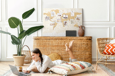 Kurkbord wereldkaart met locatieaanduidingen