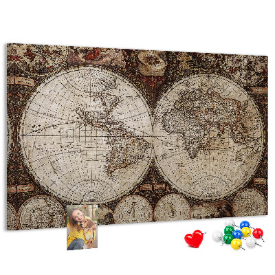 Kurkbord met een kaart van de oude wereld en geografische details