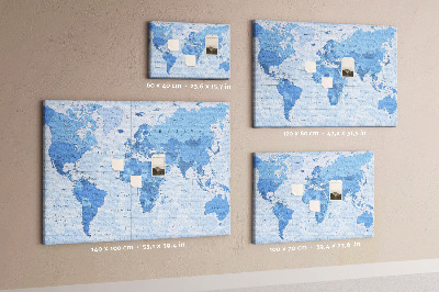 Prikbord wereldkaart in verschillende blauwtinten