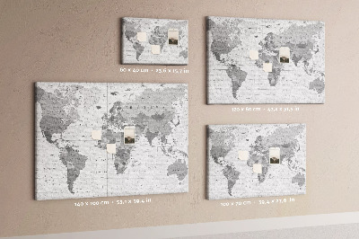 Kurken prikbord wereldkaart in grijstinten