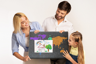 Prikbord wereldkaart in kleur op een donkere achtergrond