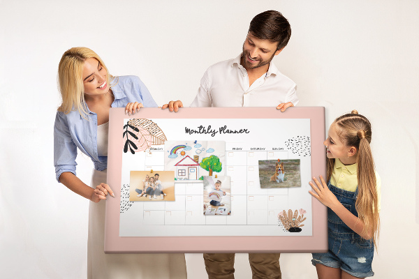 Kurken prikbord stijlvolle maandplanner met bloemenaccenten