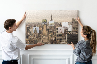 Prikbord met de skyline van New York en wolkenkrabbers