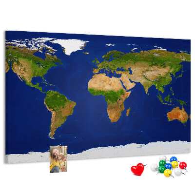 Wereldkaart prikbord met gekleurde spelden