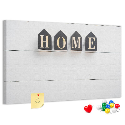 Kurkbord met stijlvolle letters op een houten achtergrond