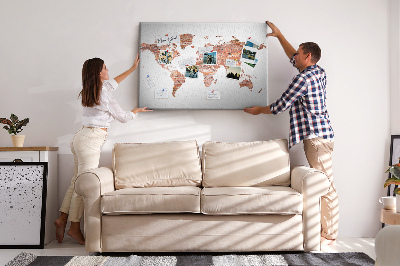 Prikbord wereldkaart in baksteenstijl
