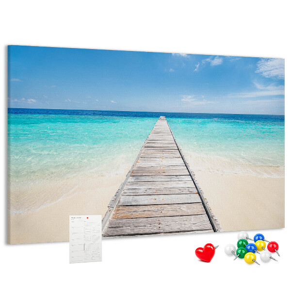 Prikbord met een rustige pier in een tropisch paradijs