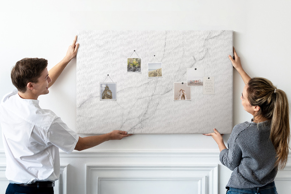 Prikbord elegant marmerpatroon in verschillende wittinten