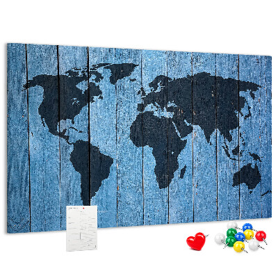 Wereldkaart op een houten achtergrond prikbord