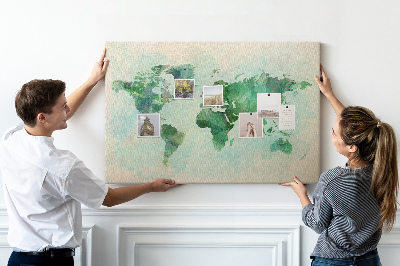 Kurk prikbord met groene aquarel wereldkaart