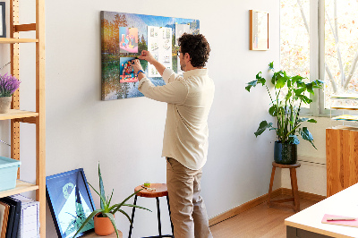 Kurk prikbord met een schilderachtig berglandschap en een meer