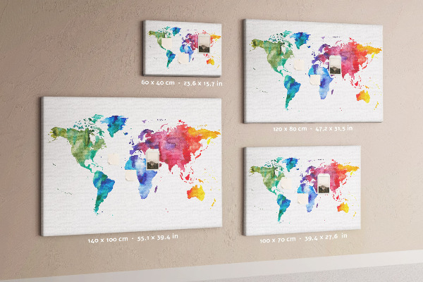 Kleurrijke aquarel wereldkaart prikbord