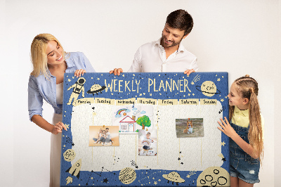 Kurkbord kosmische weekplanner met planeten en sterren