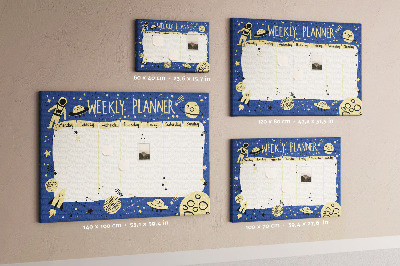 Kurkbord kosmische weekplanner met planeten en sterren