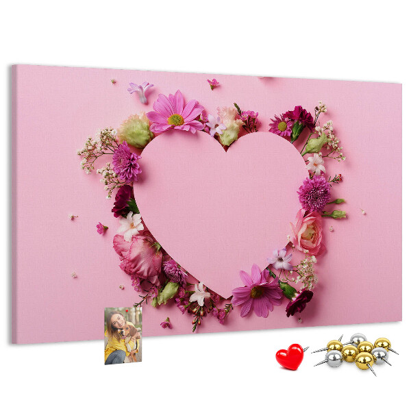 Prikbord met hartvormig bloemenpatroon