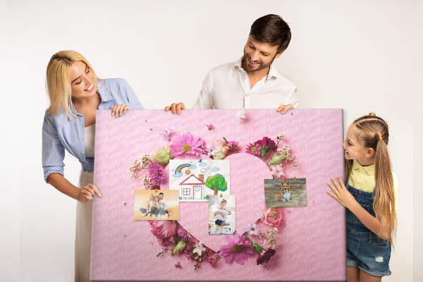 Prikbord met hartvormig bloemenpatroon